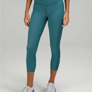 NWOT Lululemon Base Pace High Rise Crop 23” Two Toned Leggings